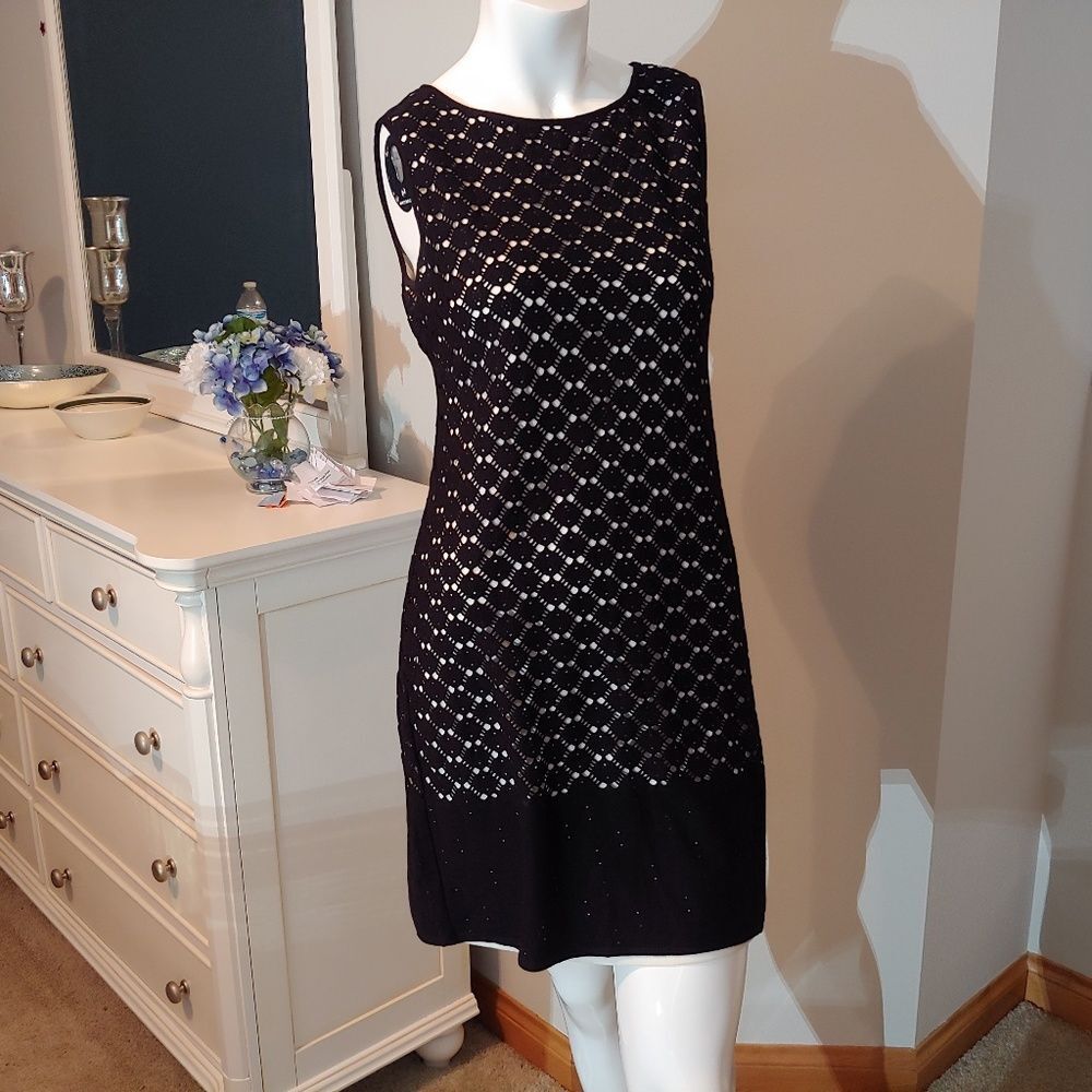 Womens size 8 Wallis sweater dress‎ black/white